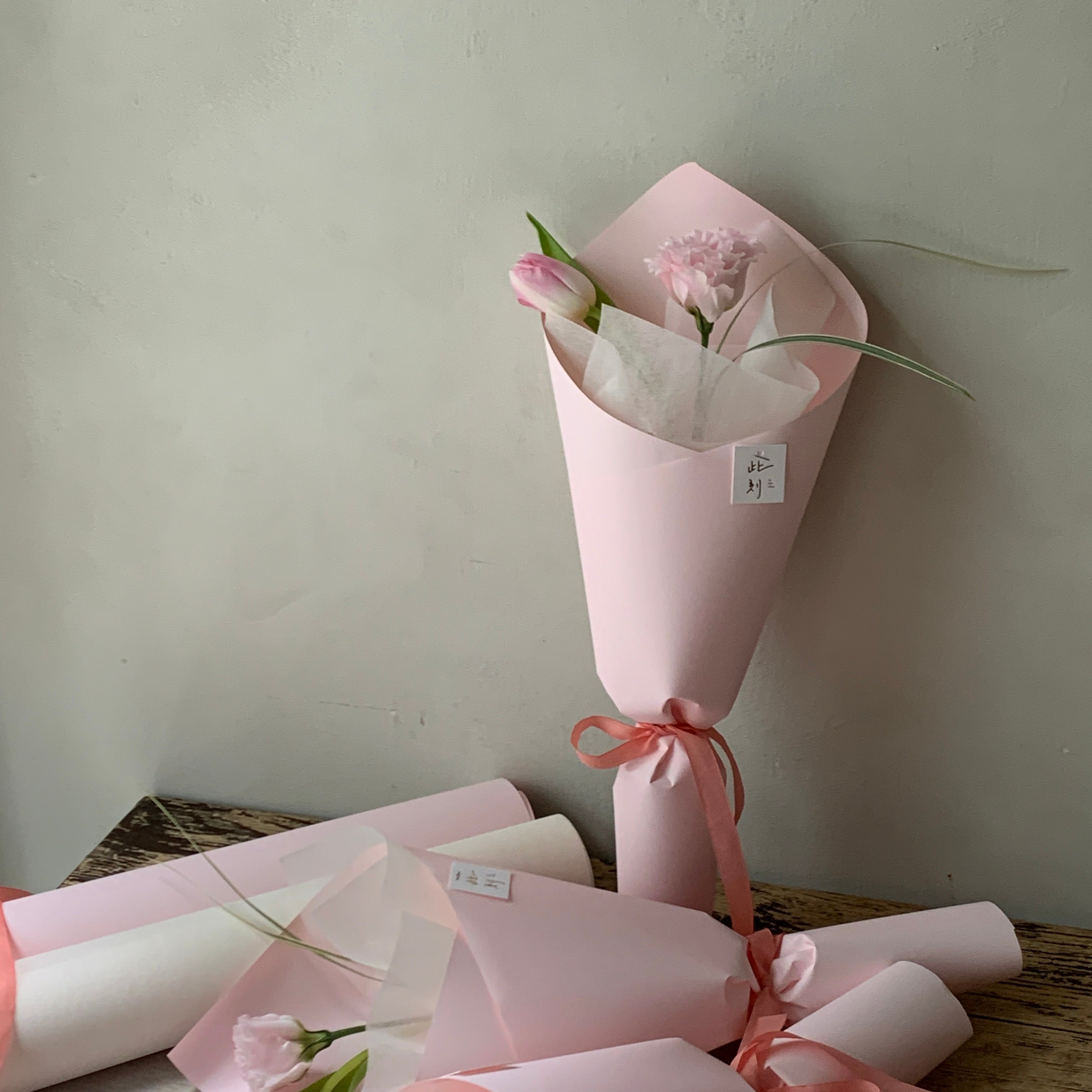 鬱金香桔梗花束