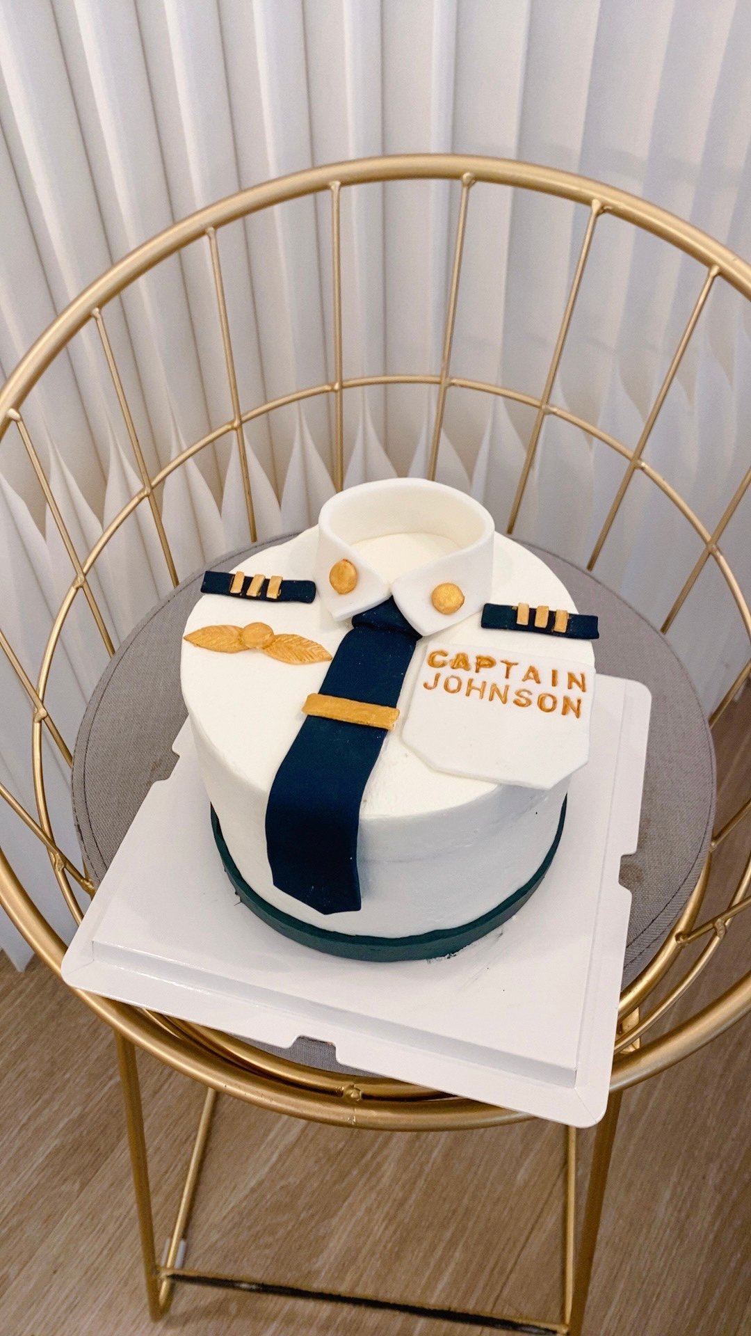 機師制服翻糖造型蛋糕