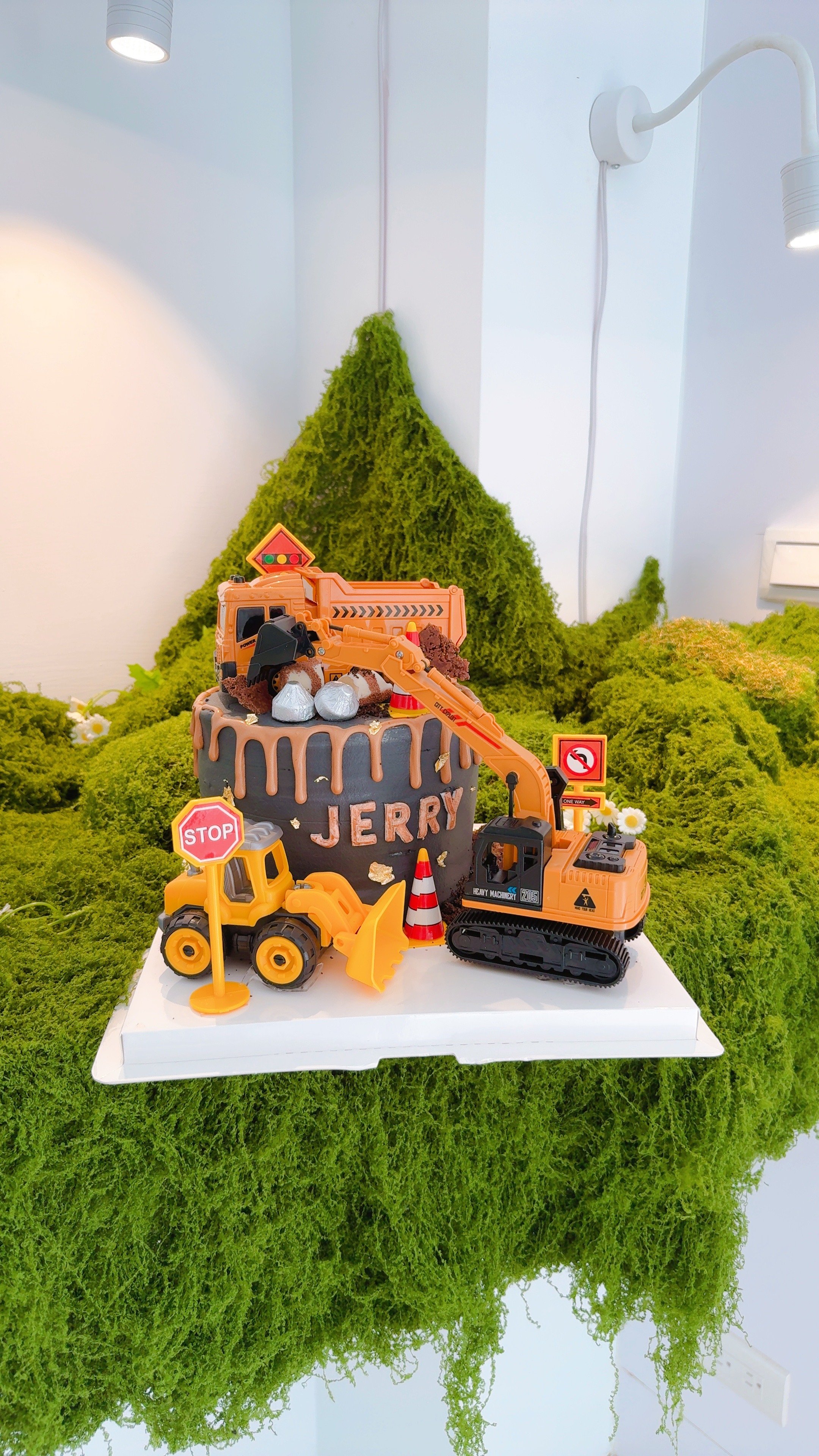 C045工程車吊車公仔蛋糕