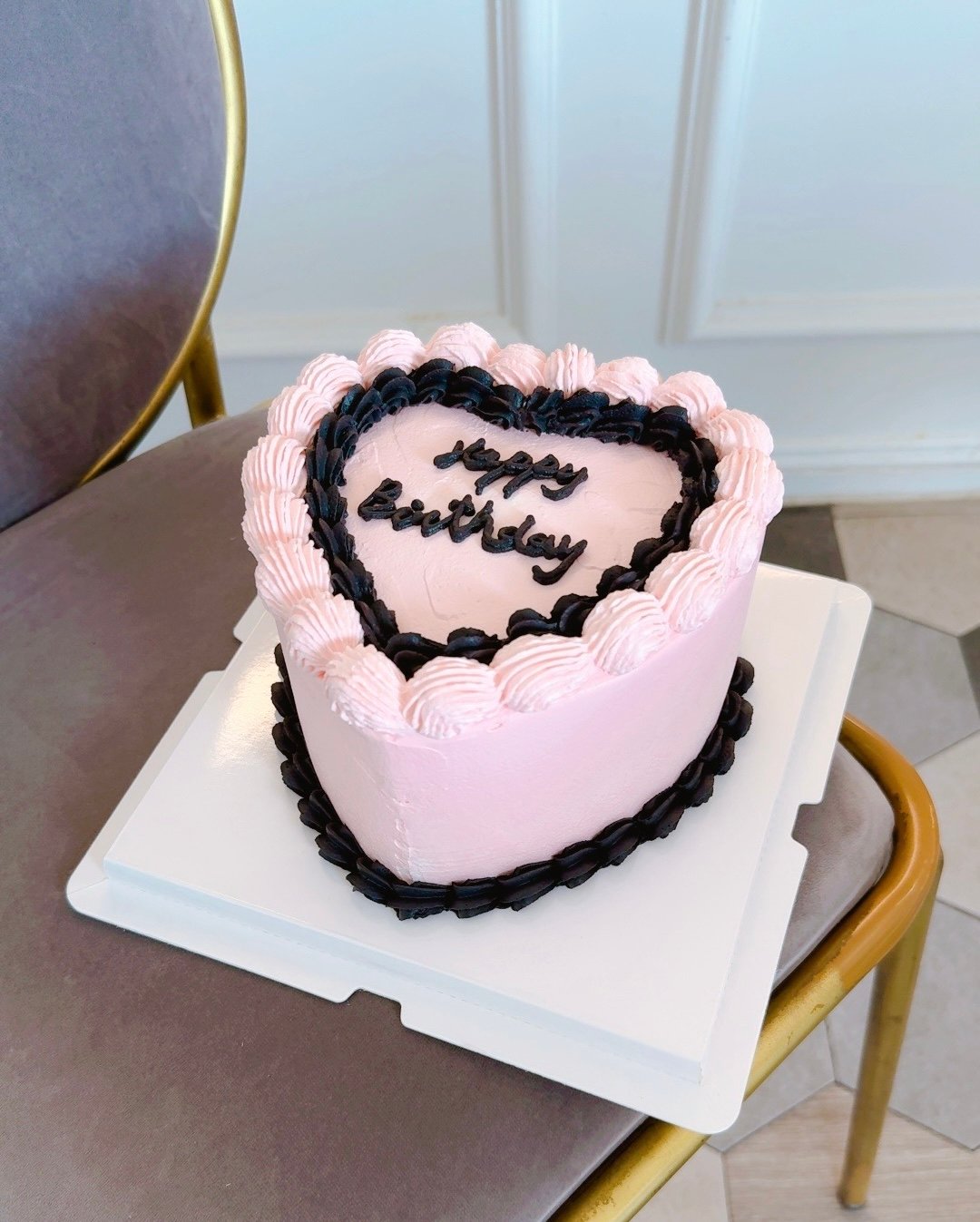 G001淡粉愛心擠花蛋糕