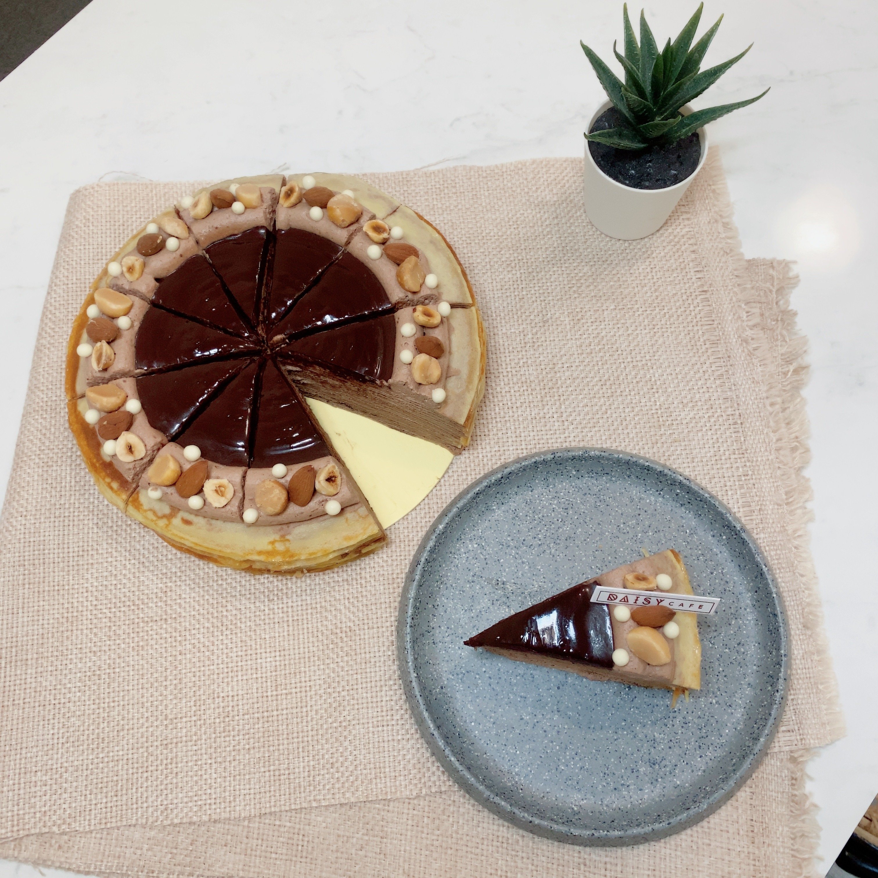 榛果巧克力千層蛋糕