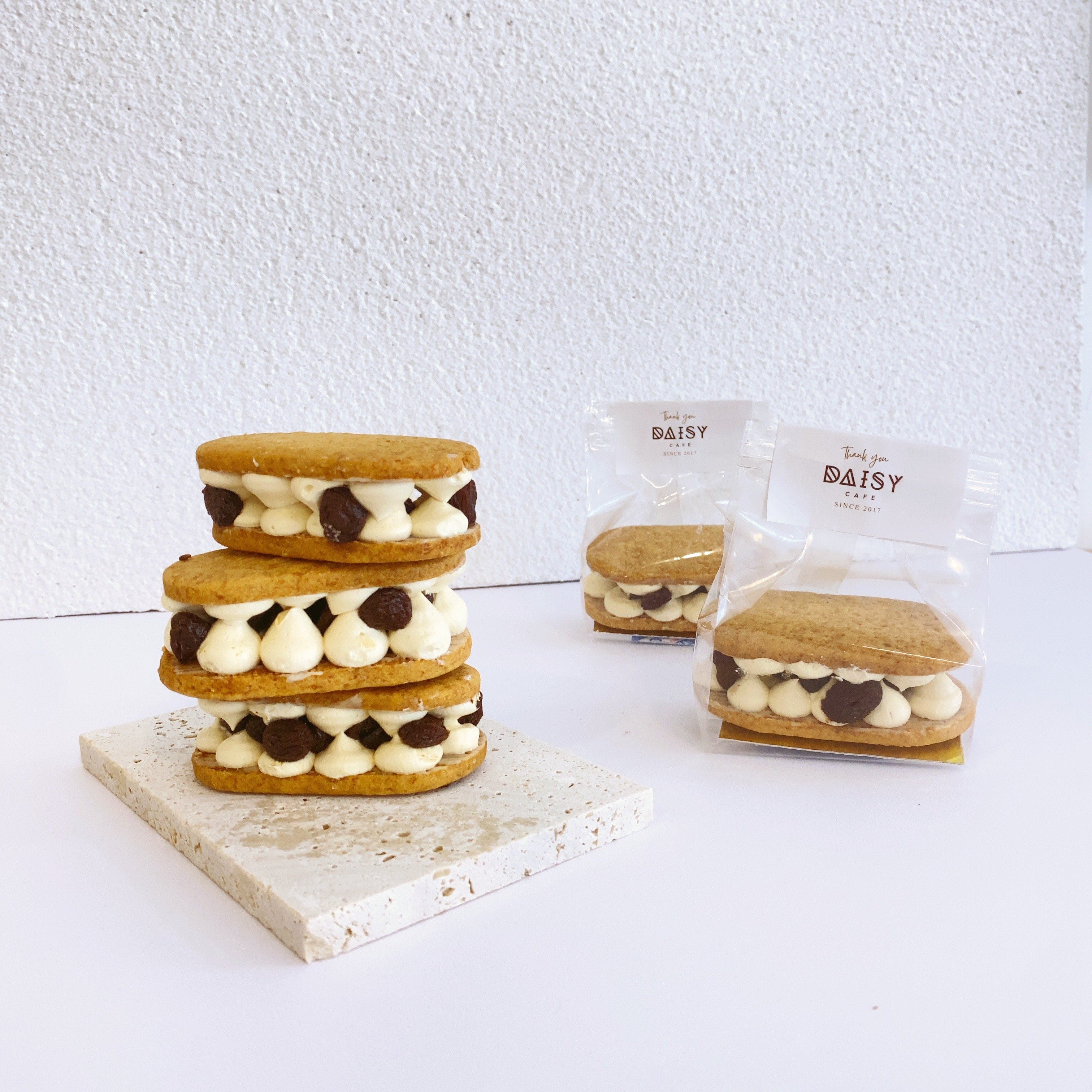 蘭姆奶油葡萄夾心餅乾