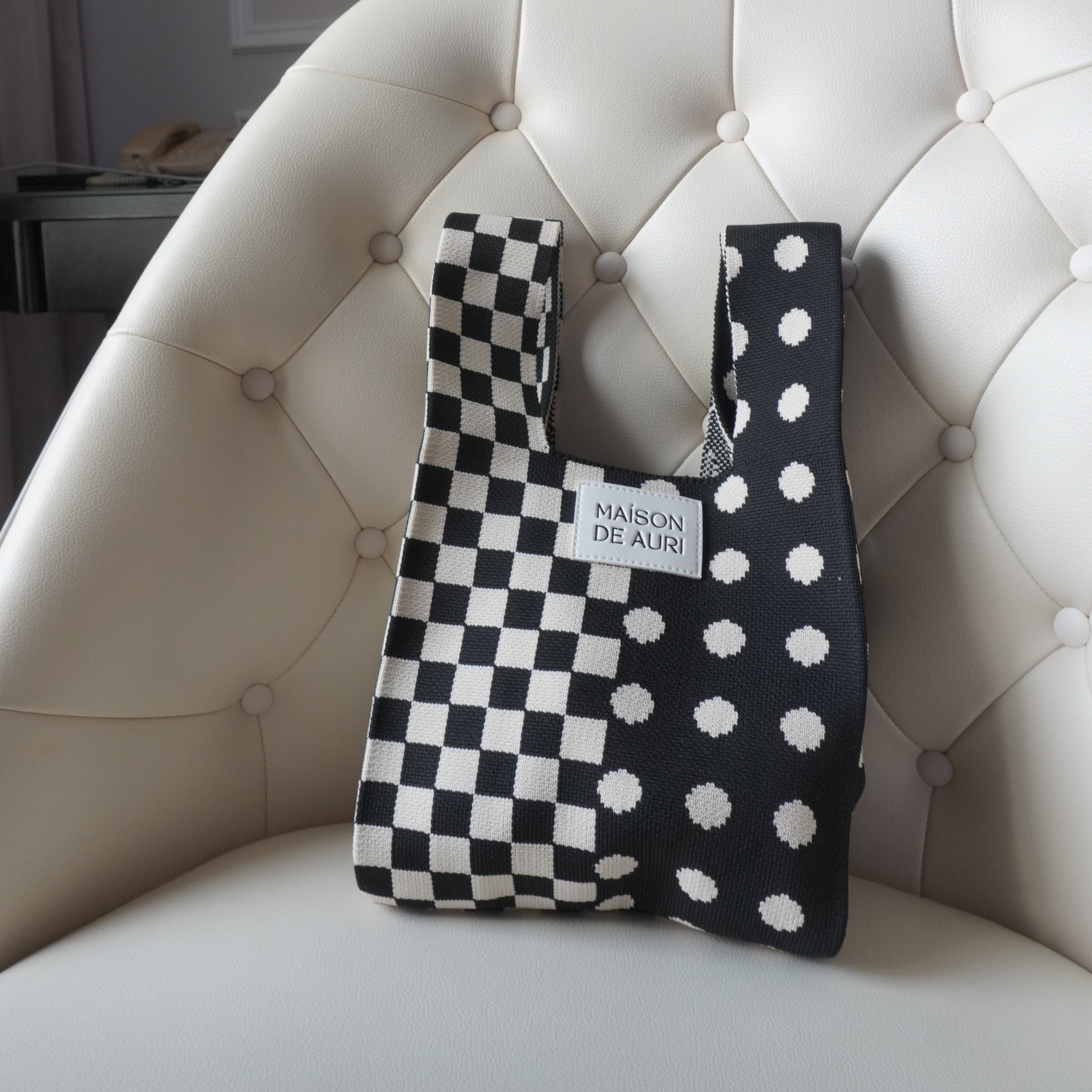 Como Black 可茉黑