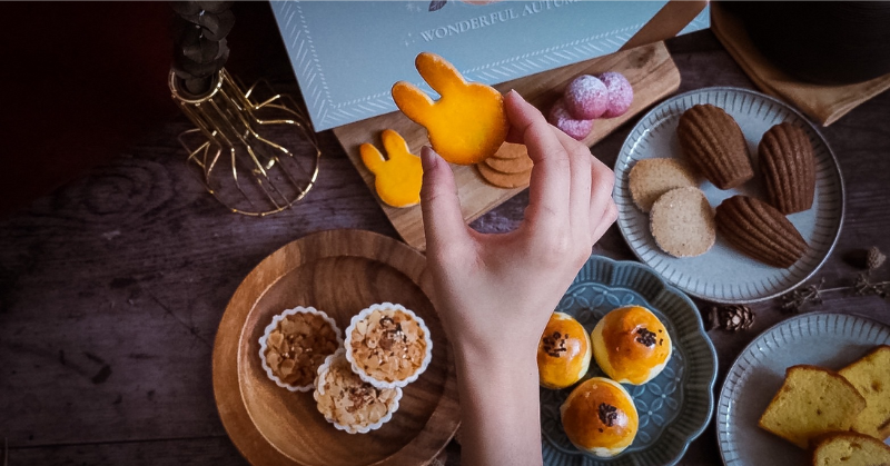  40年手工蛋黃酥佐法式風味甜點，味蕾迸出新滋味！