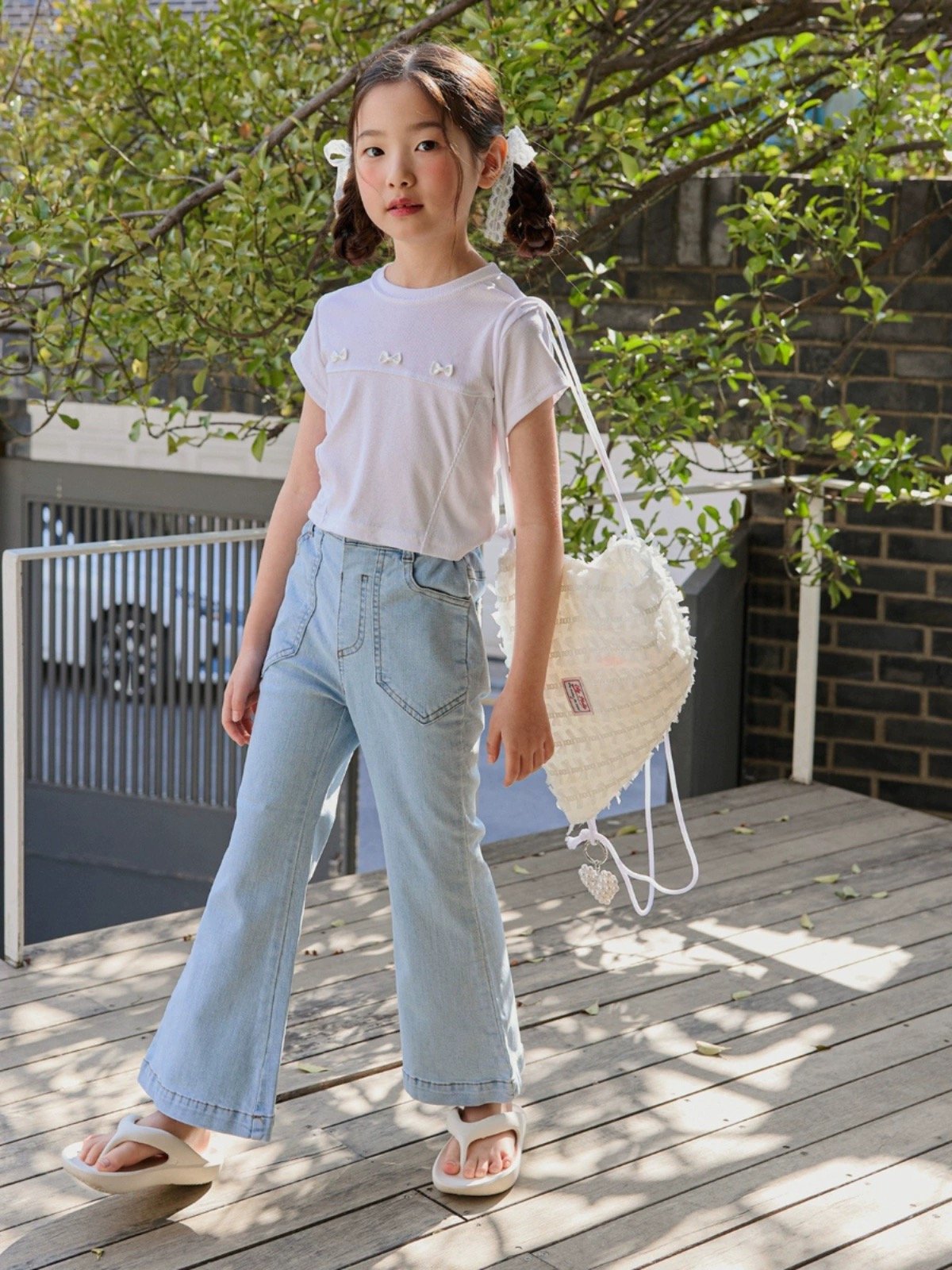 立體蝴蝶結上衣