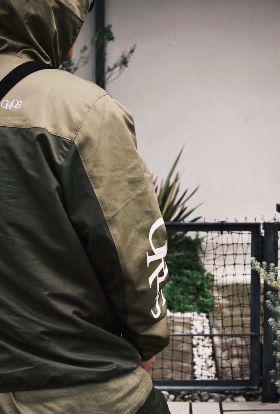 WAVE PATCHWORK MOUTAIN WINDBREAKER