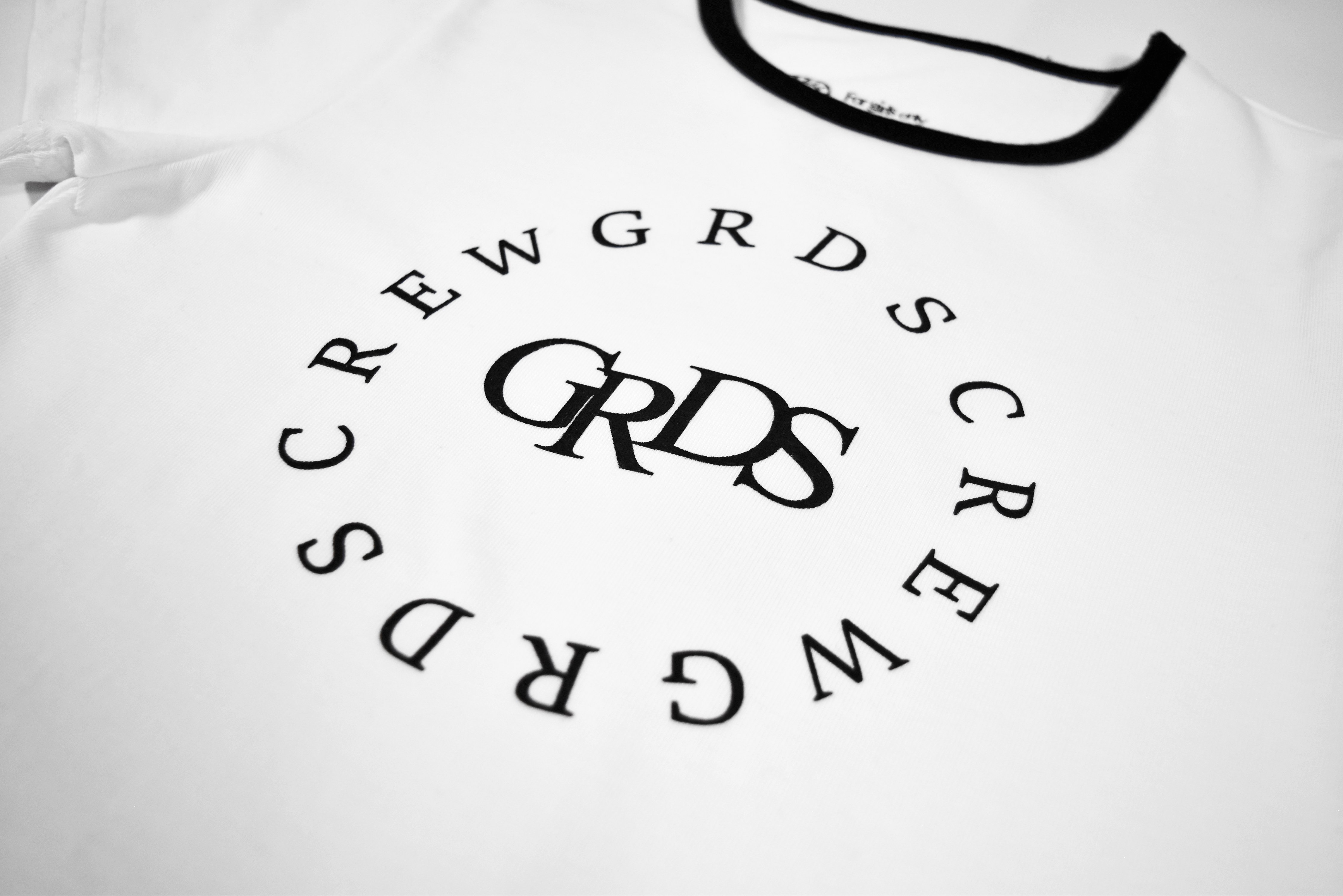 BASIC ROUND T-Shirt 錯位圓圈上衣(女孩)