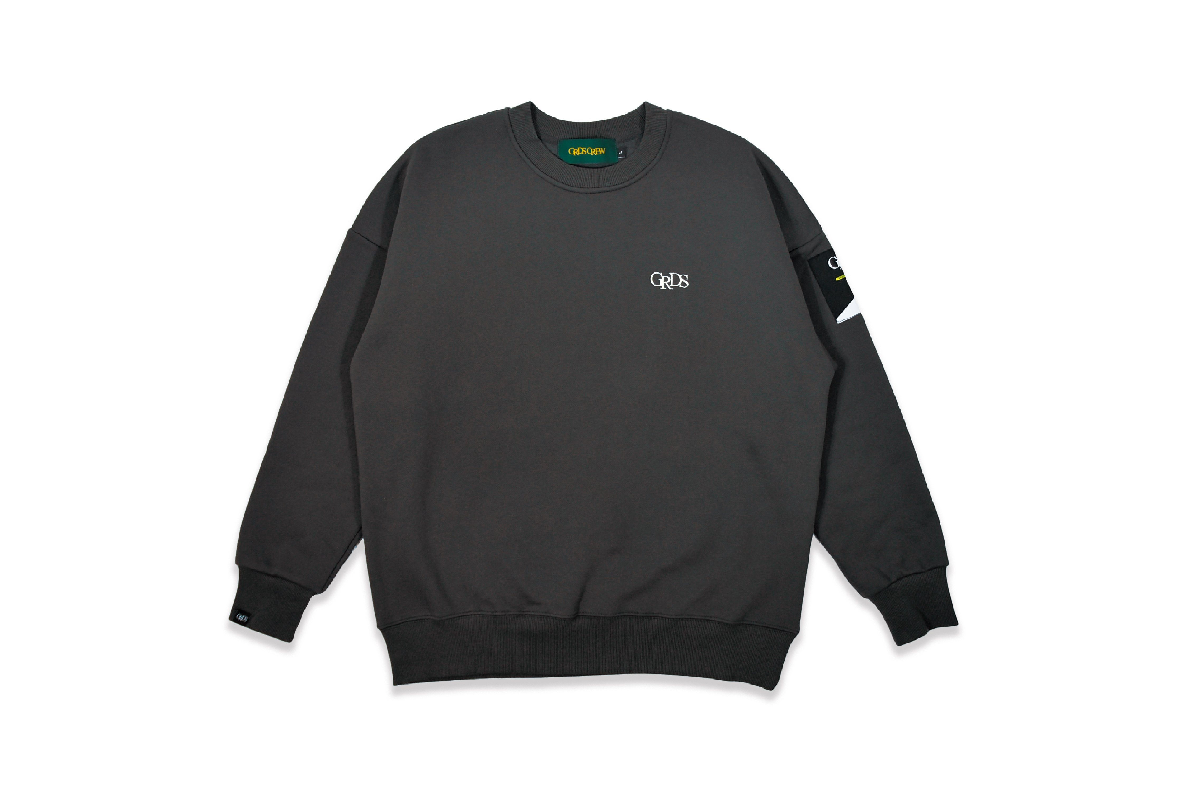 CLASSIC SMALL LOGO SUIT - SWERTER(灰/米金刺繡) CLASSIC SMALL LOGO SUIT - SWERTER(灰/米金刺繡)