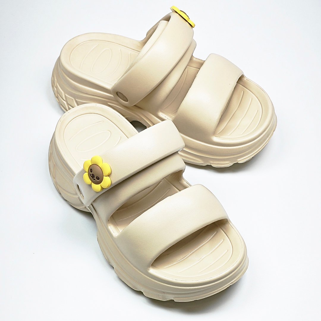 【買1送1】AKIBO澎澎雙帶厚底涼鞋-奶油白(女款、5公分厚底增高、雲朵感、輕量、兩穿、防水) / 內附AKIBO品牌鞋扣1個。現在買再送鞋扣組(不挑款)