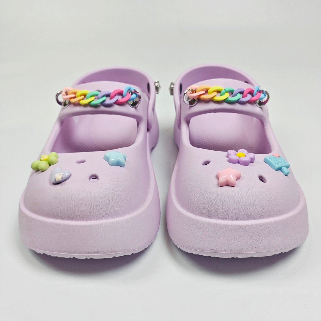 【買1送1】AKIBO瑪莉珍洞洞鞋-薰衣紫(女款、4.5公分厚底增高、雲朵感、輕量、兩穿、防水) / 內附AKIBO品牌鞋扣1個。現在買再送鞋扣組(不挑款)