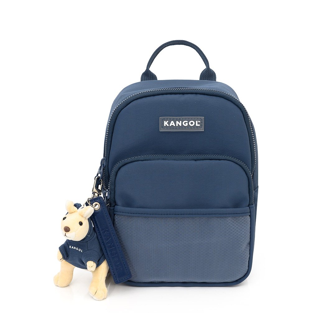 KANGOL袋鼠吊飾尼龍後背包-藍