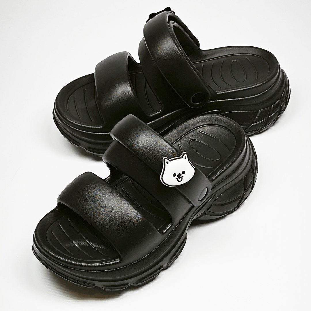 【買1送1】AKIBO澎澎雙帶厚底涼鞋-經典黑(女款、5公分厚底增高、雲朵感、輕量、兩穿、防水) / 內附AKIBO品牌鞋扣1個。現在買再送鞋扣組(不挑款)