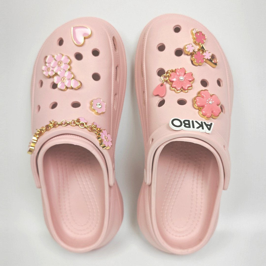 【買1送1】AKIBO厚底洞洞鞋-櫻花粉(女款、6公分厚底增高、寬楦、輕量、兩穿、防水) / 內附AKIBO品牌鞋扣1個。現在買再送鞋扣組(不挑款)