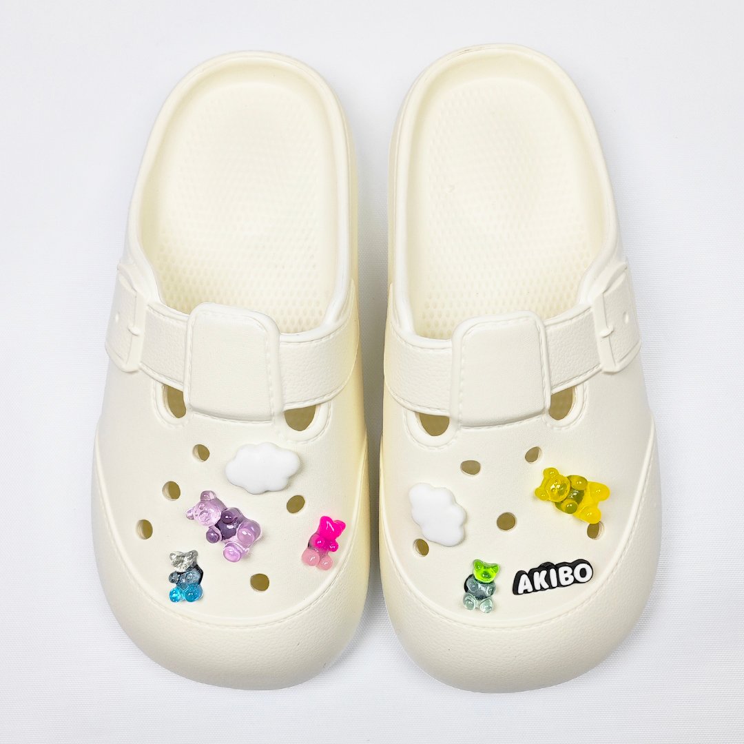 【買1送1】AKIBO布丁洞洞鞋-牛奶白(女款、寬楦、雲朵感、輕量、耐走、防水) / 內附AKIBO品牌鞋扣1個。現在買再送鞋扣組(不挑款)