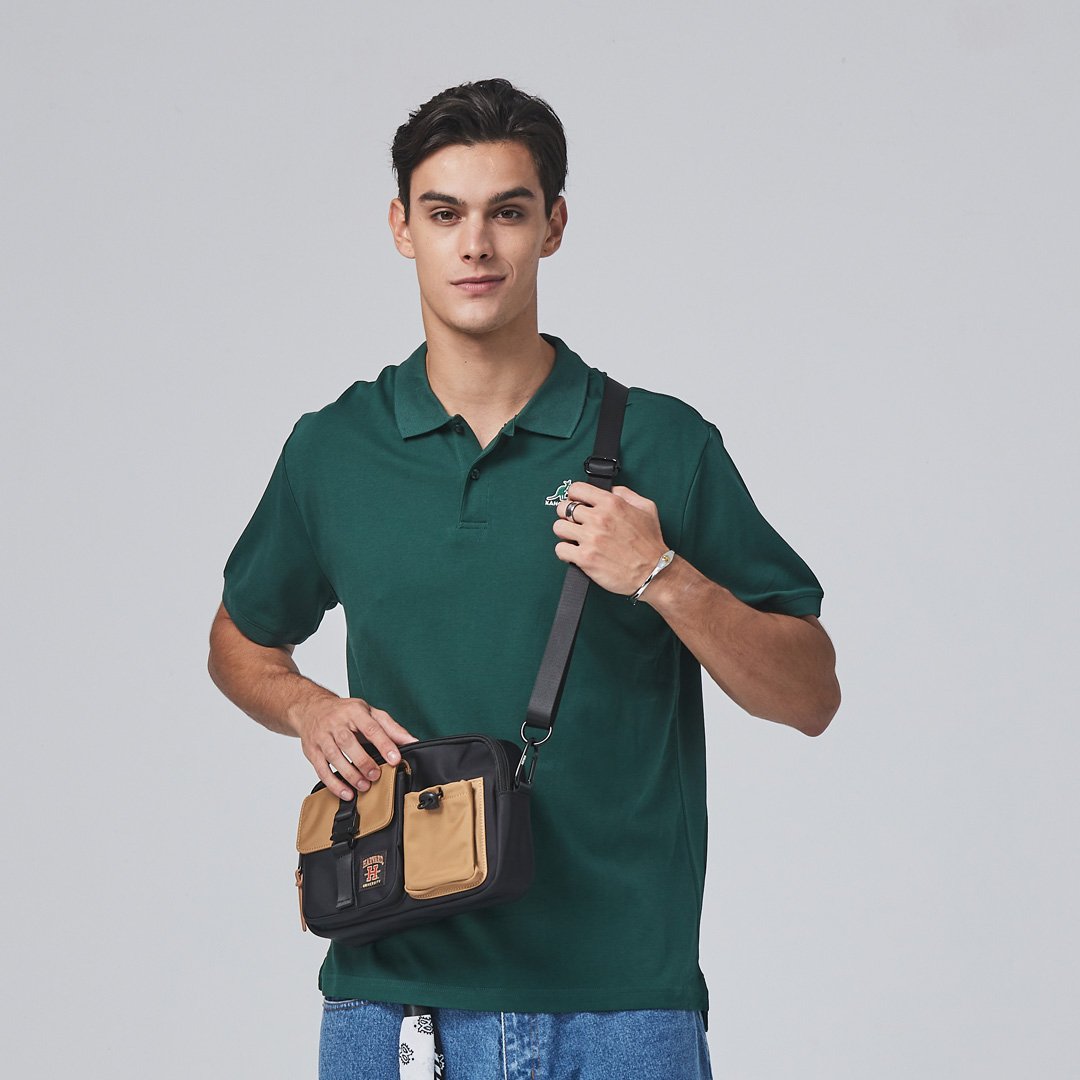 NCAAA哈佛大學Harvard工裝風機能側背包-卡其