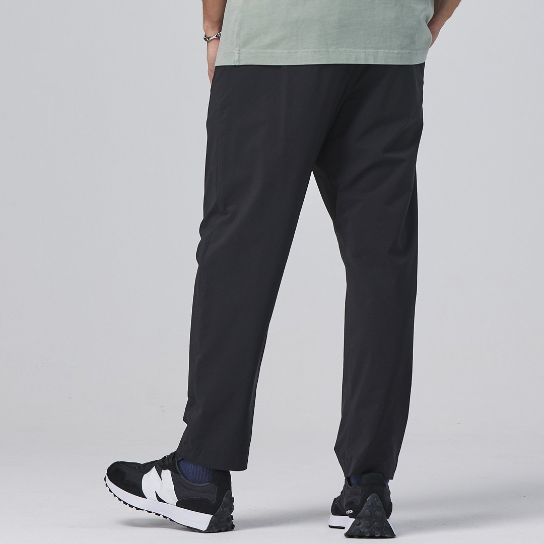 KANGOL袋鼠涼感高彈休閒長褲-黑