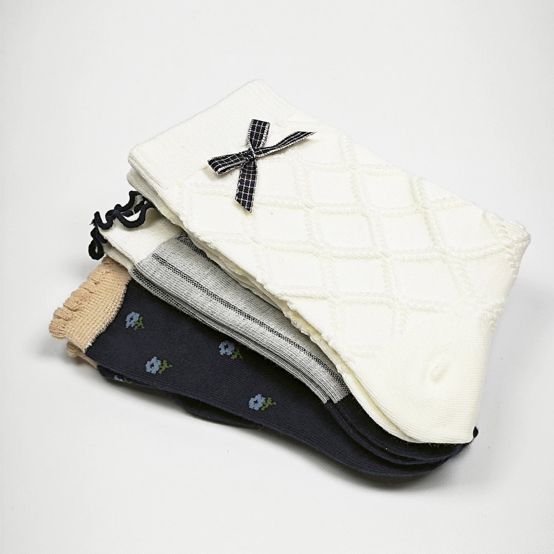 AKIBO復古學院風中筒襪(三件組)-女款