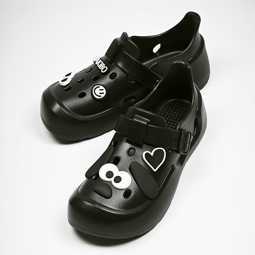 【買1送1】AKIBO全方位機能洞洞鞋-經典黑(中性款、雲朵感、輕量、防水) / 內附AKIBO品牌鞋扣1個。現在買再送鞋扣組(不挑款)