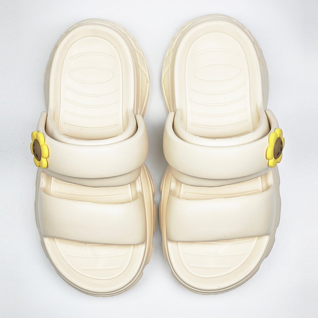 【買1送1】AKIBO澎澎雙帶厚底涼鞋-牛奶白(女款、5公分厚底增高、雲朵感、輕量、兩穿、防水) / 內附AKIBO品牌鞋扣1個。現在買再送鞋扣組(不挑款)