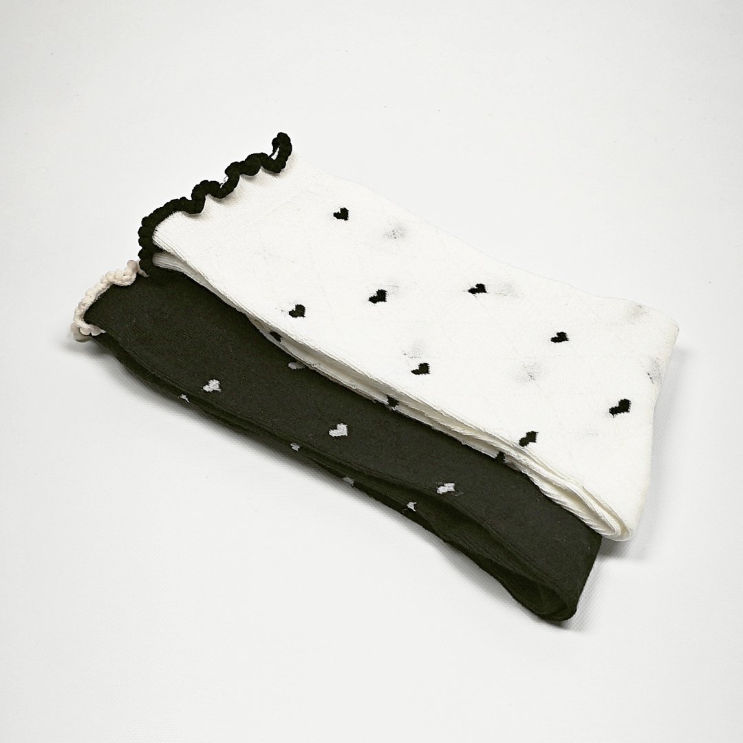 AKIBO愛心荷葉邊中筒襪(兩件組)-女款