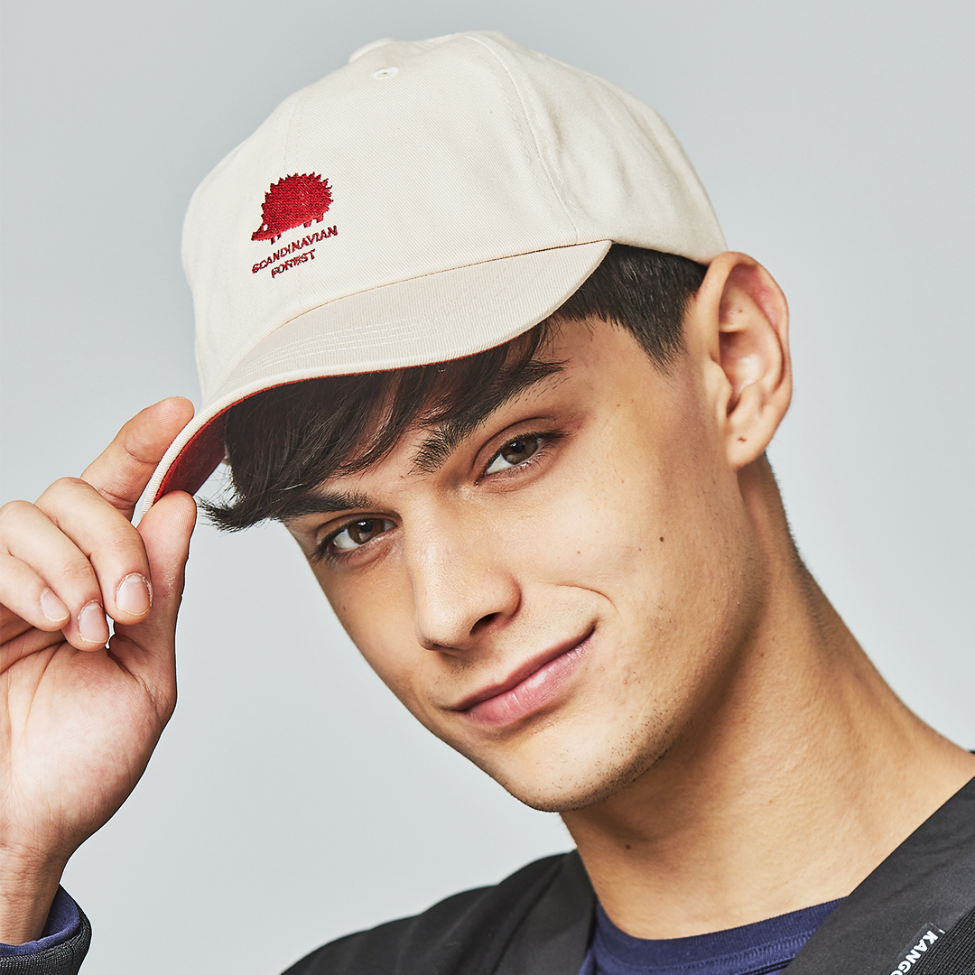 SCANDINAVIAN FOREST北歐小刺蝟水洗刺繡復古經典老帽-奶油白