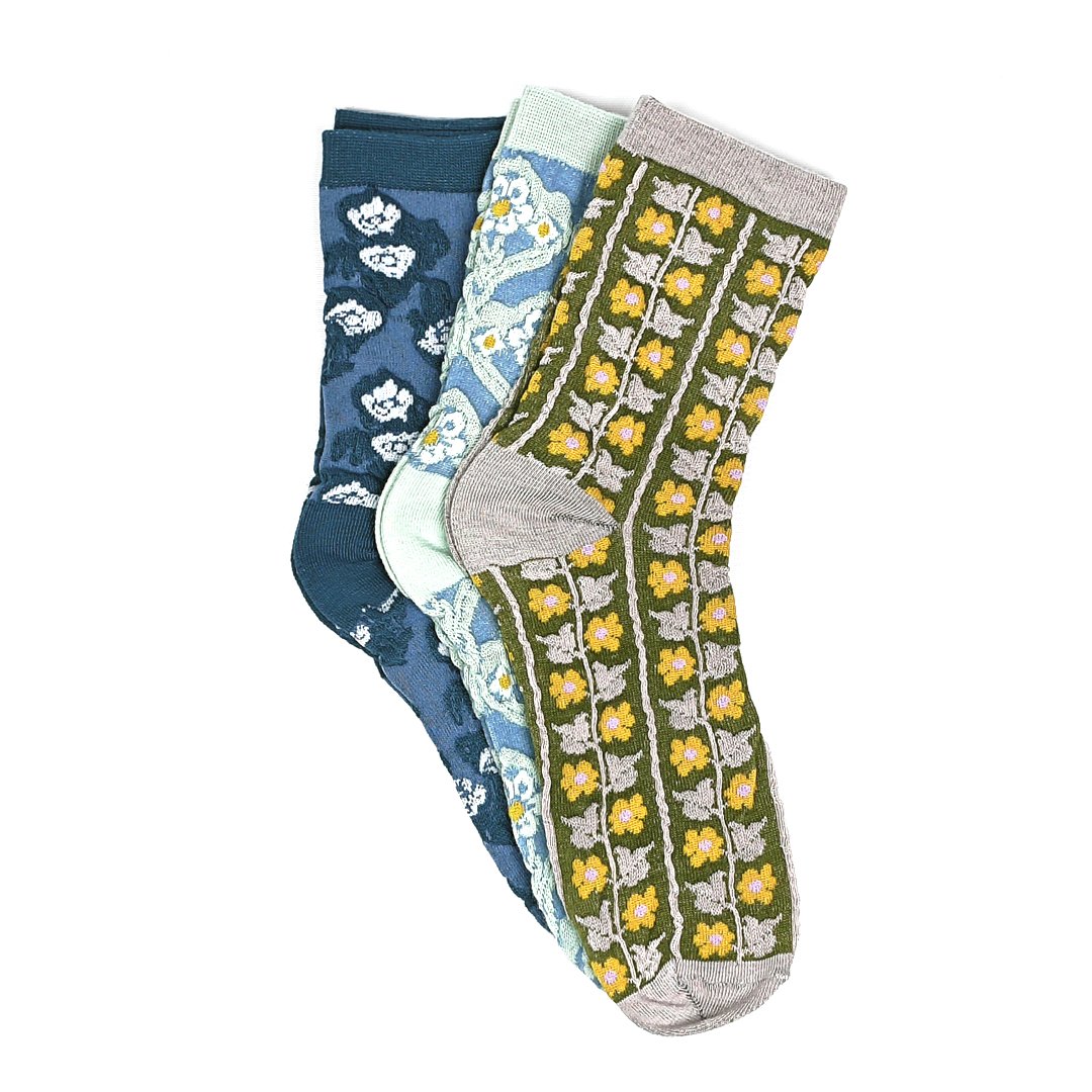 AKIBO日系碎花拼色中筒襪(三件組)-女款