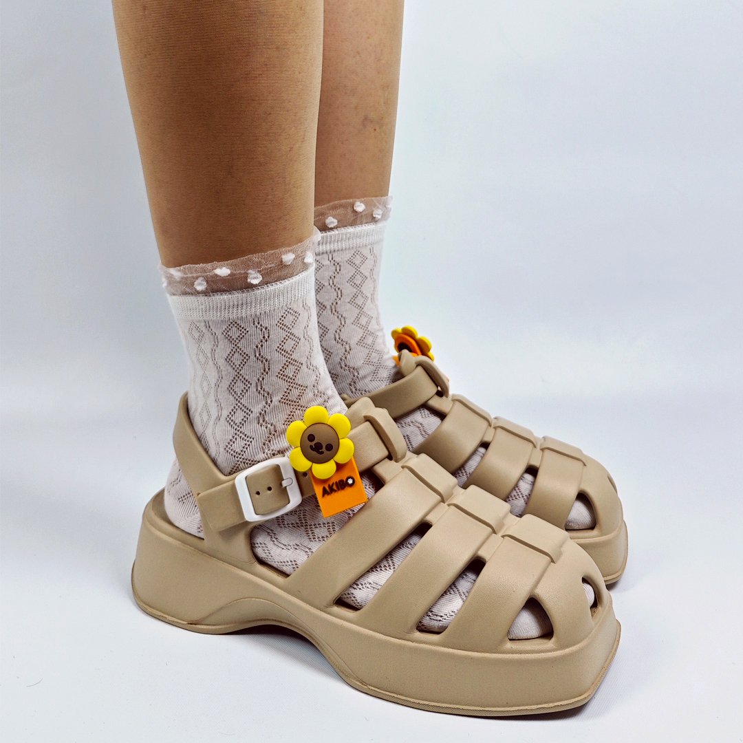AKIBO輕量羅馬鞋-卡其(女款、雲朵感、輕量、兩穿、防水)  / 內附AKIBO品牌綁帶一組