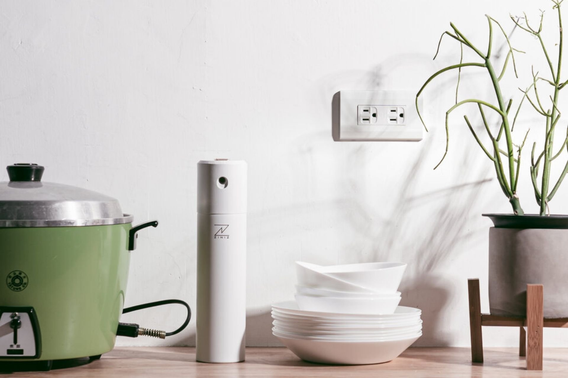 時尚滅火器二代集資開跑！各界名人支持呼籲：將滅火器帶回室內