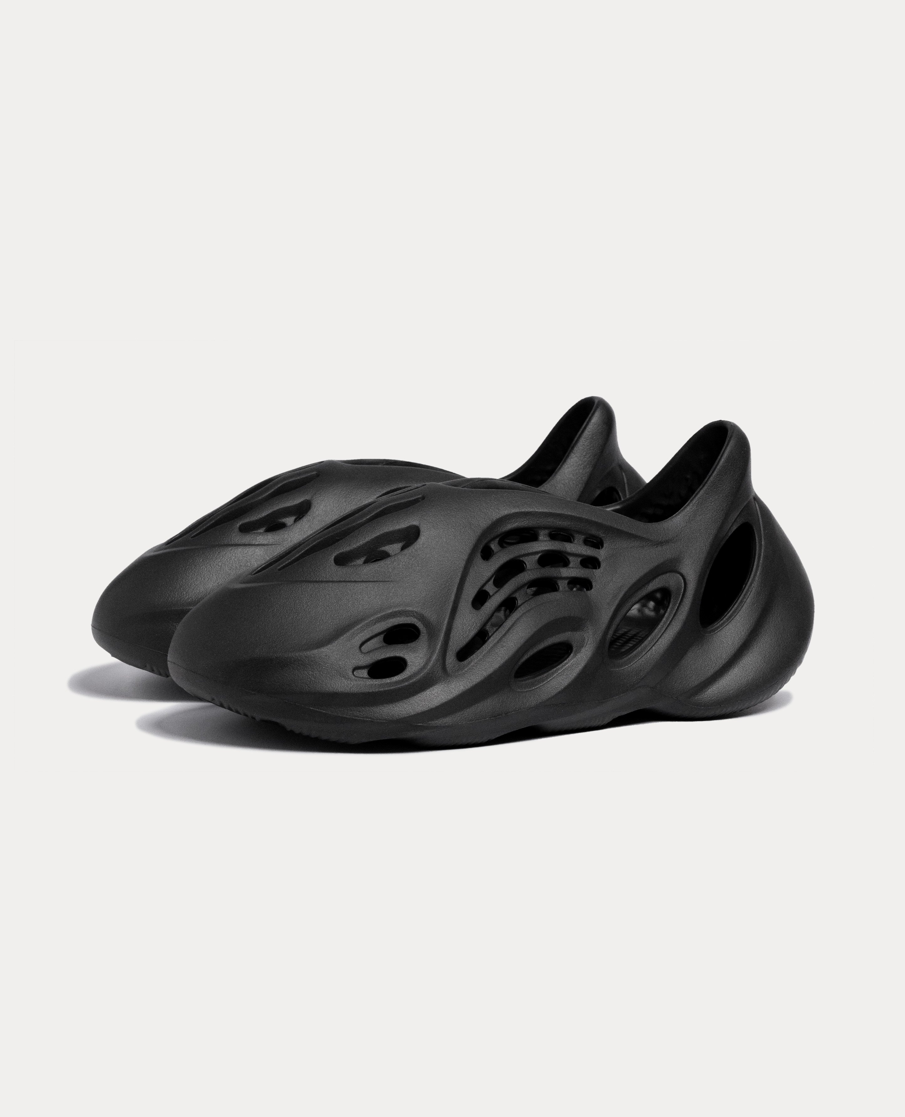 adidas Originals YEEZY Foam Runner