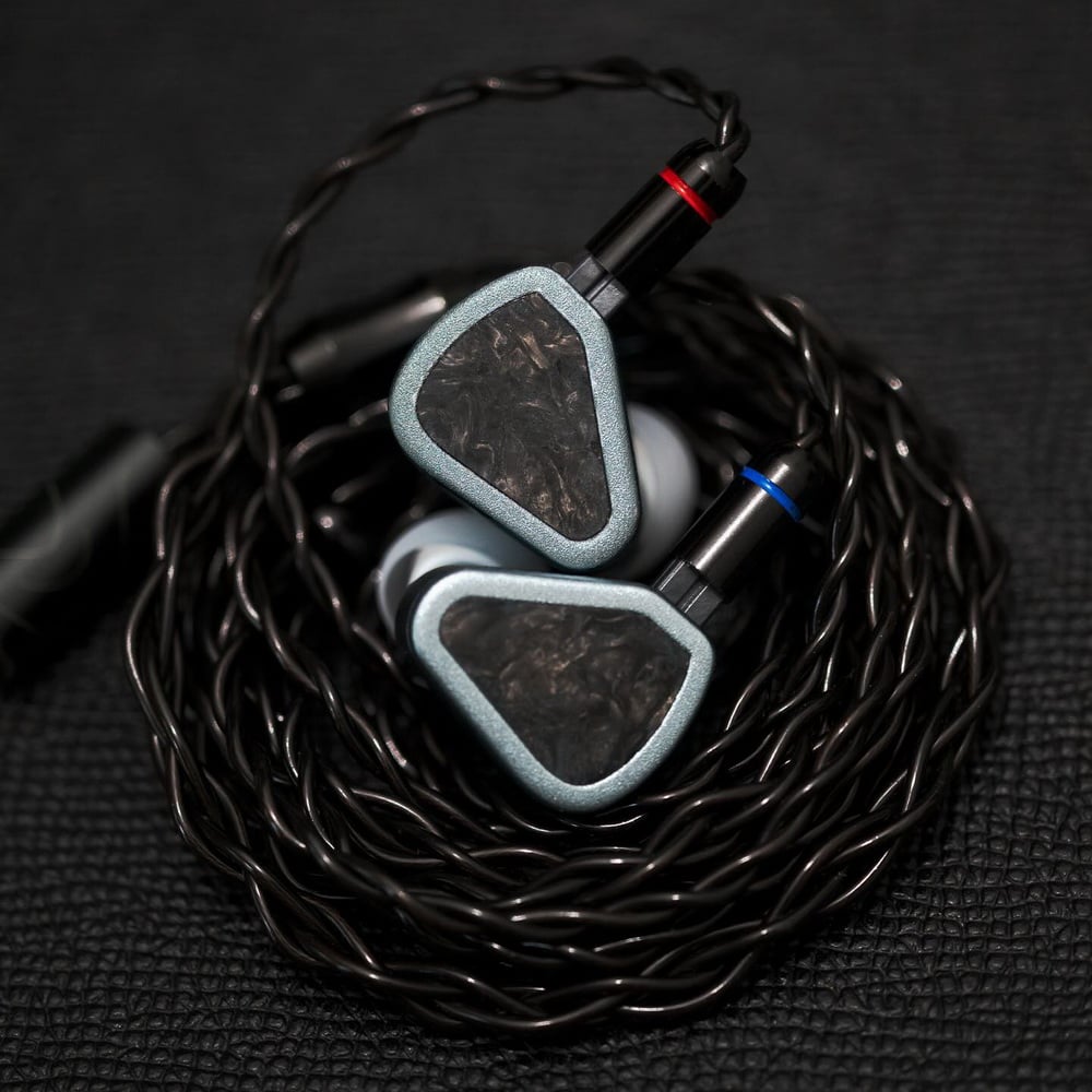 SYMPHONIUM AUDIO GIANT 巨靈 入耳式耳機｜極致音場 × 革新聲學