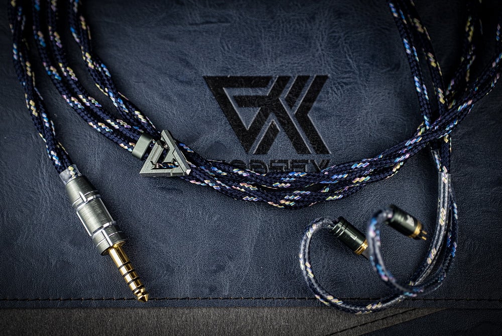 香港 Vortex Cables - NADIA 2024 旗艦 金銀銅耳機升級線 ConX（台灣公司貨）