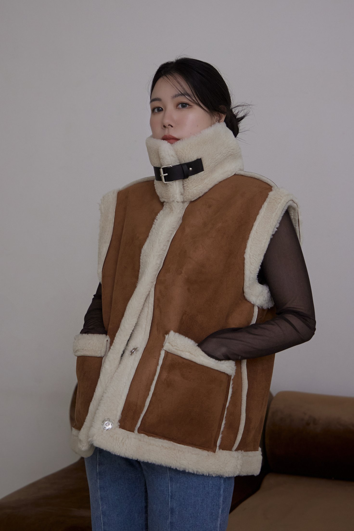 軟呼呼羊羔毛高領麂皮背心