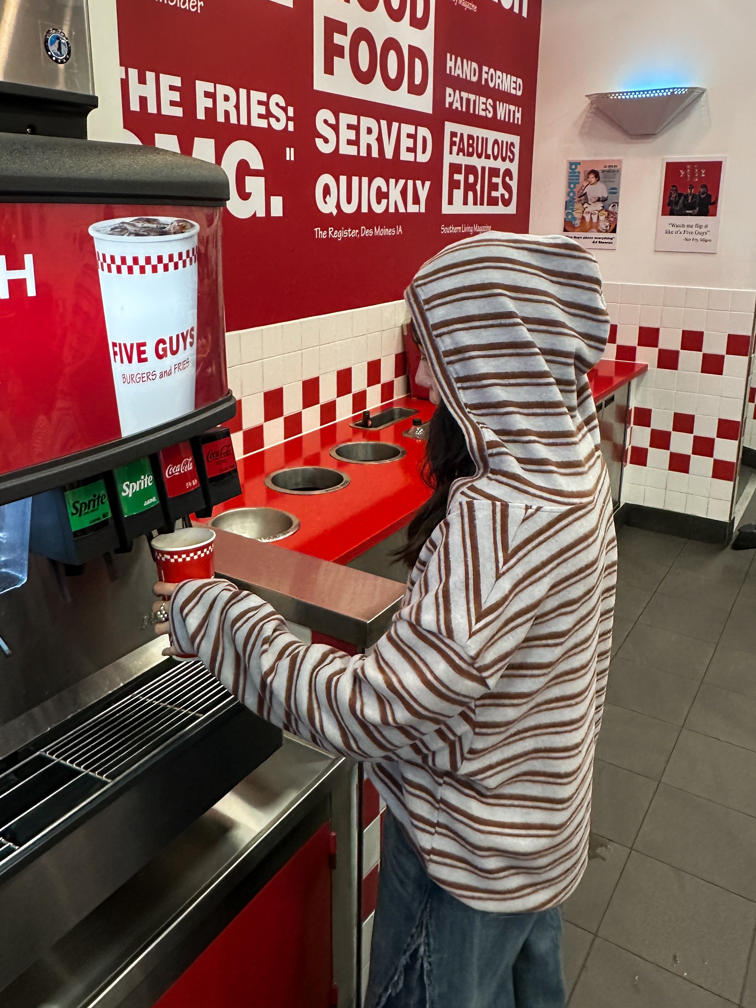 小露肩磨毛條紋連帽上衣