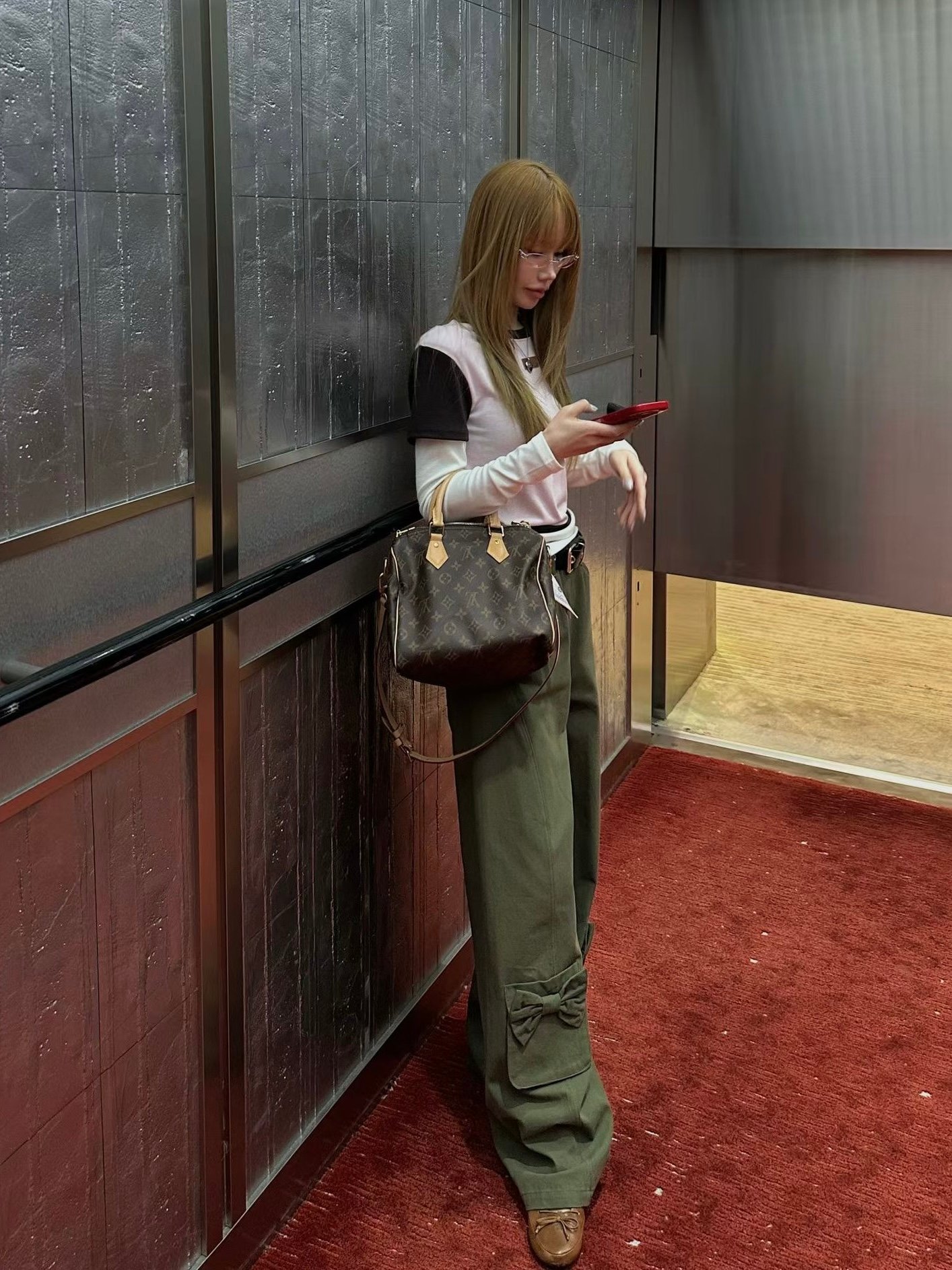 蝴蝶結口袋設計工裝褲