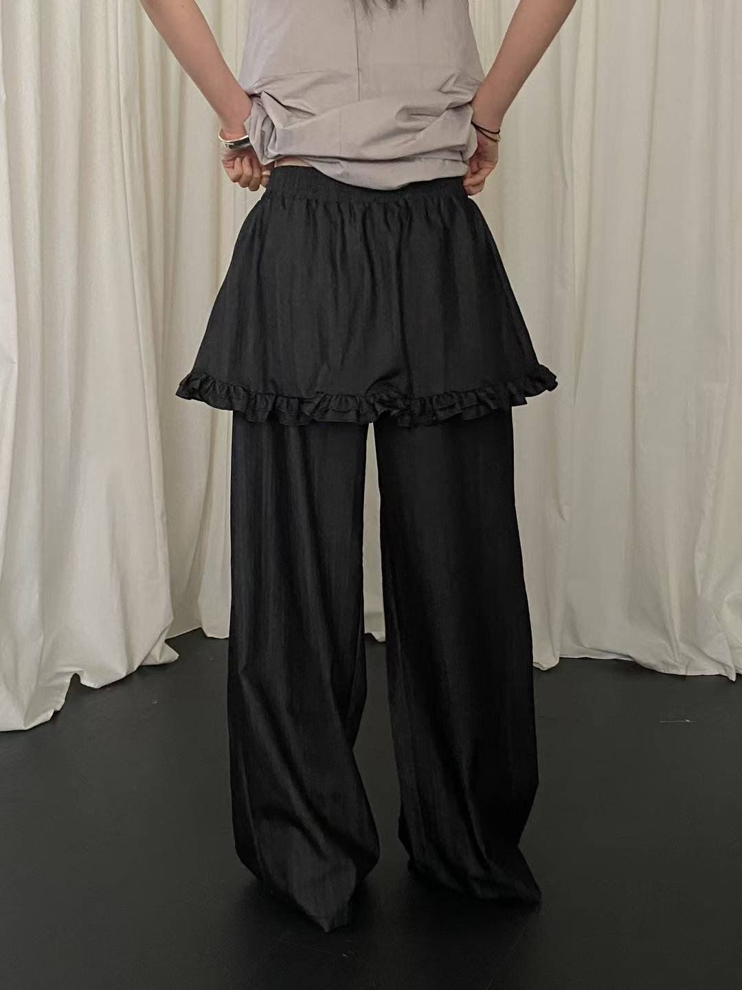 自帶裙擺軟料牛仔長褲