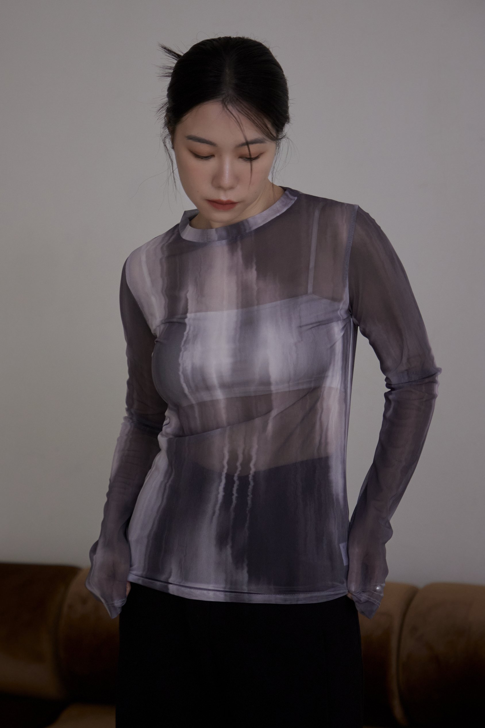 隨性渲染透膚上衣