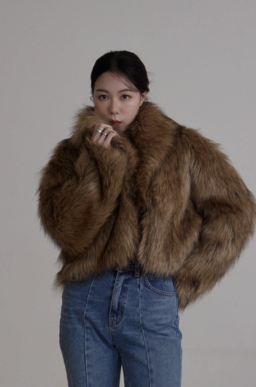 街頭最時髦大翻領毛外套