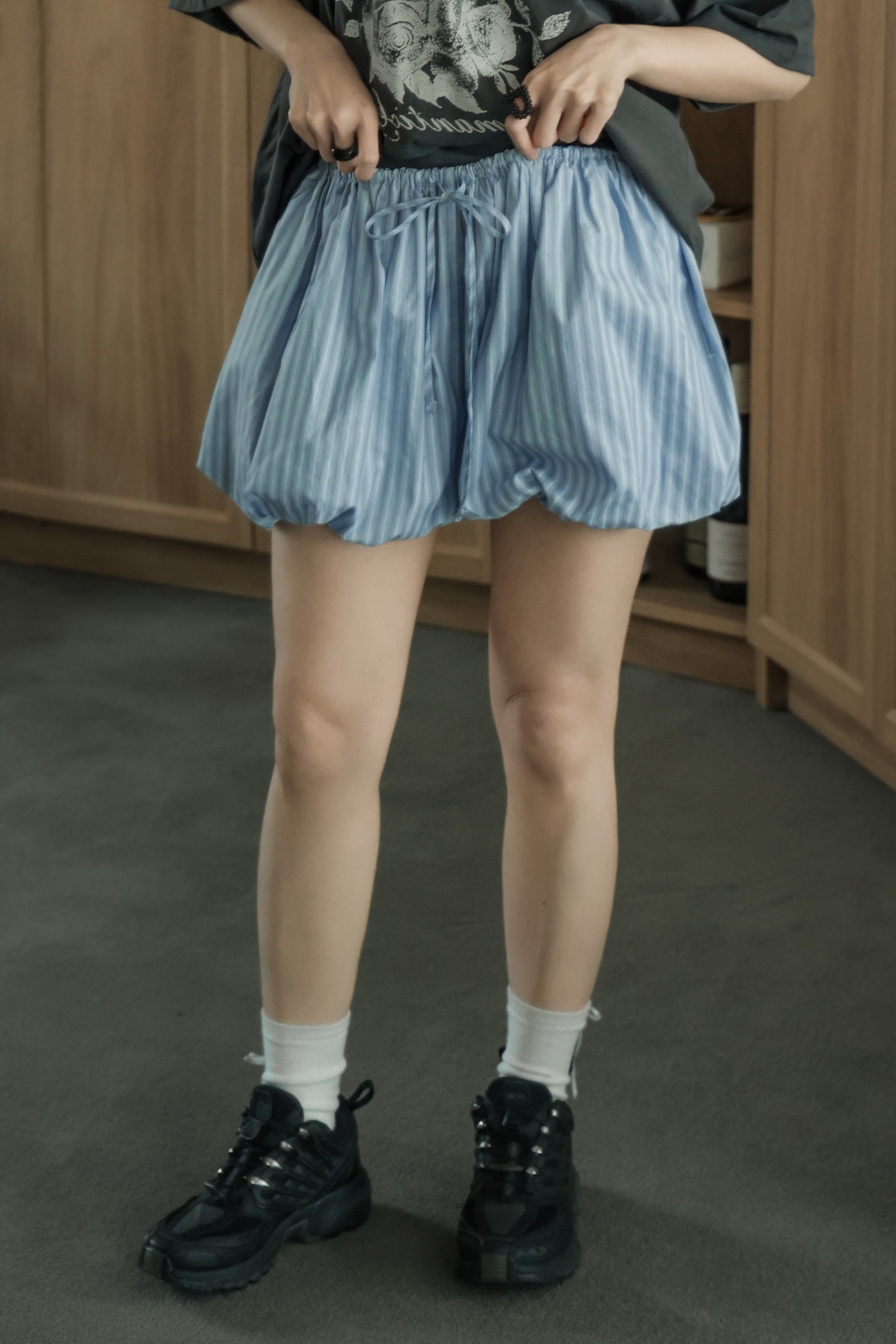 今夏必備花苞條紋短褲