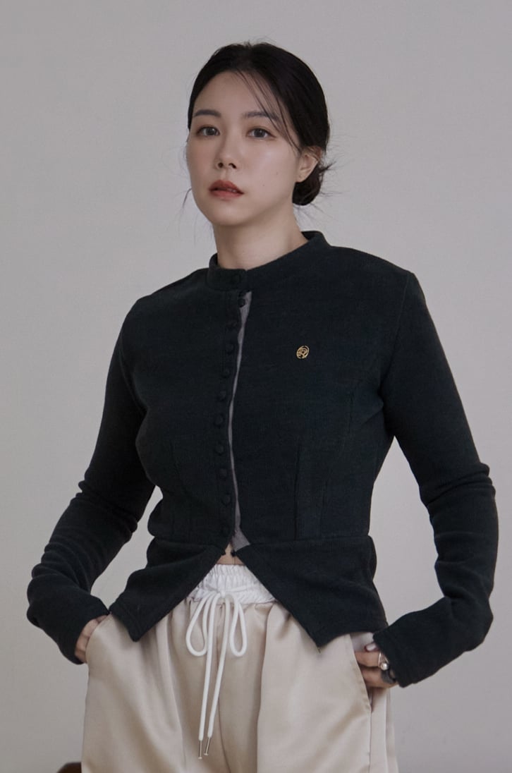 學院排扣設計上衣