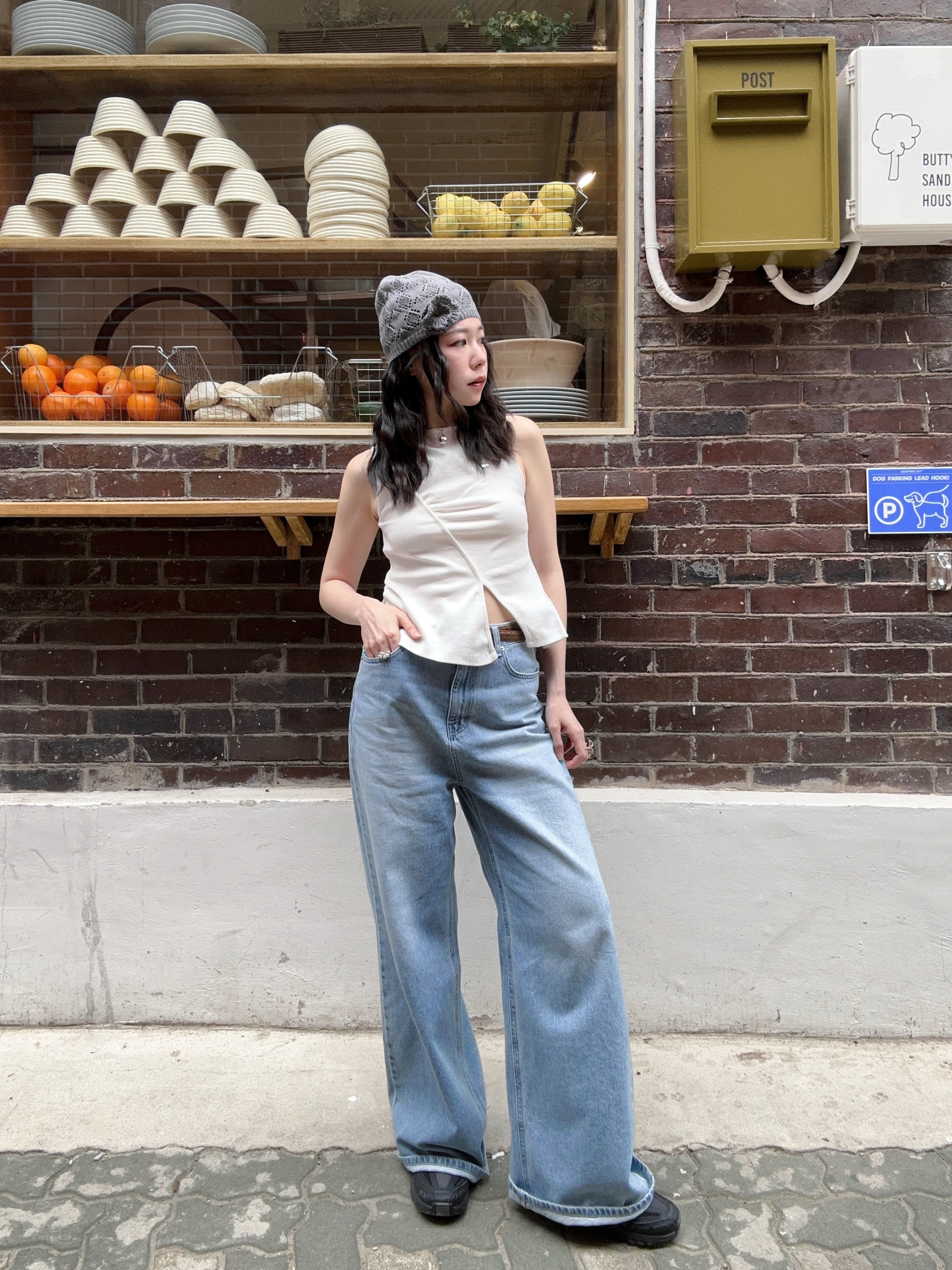 經典刷色軟料直筒牛仔褲