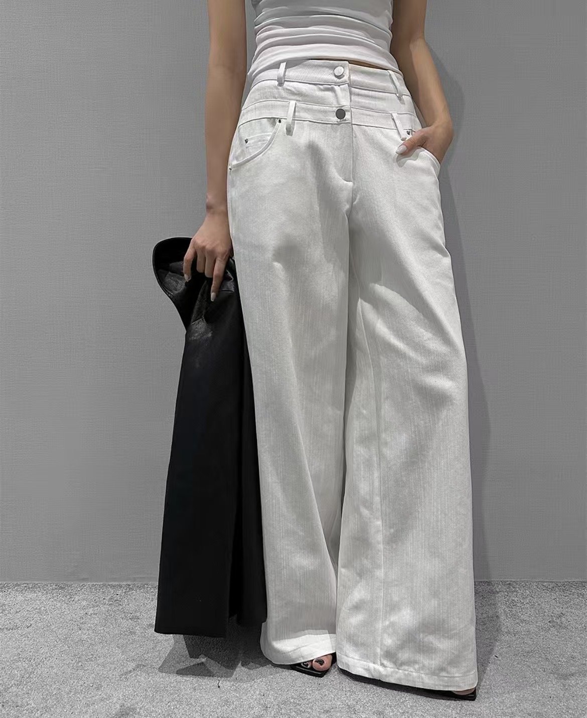 雙腰釦設計條紋寬版直筒褲