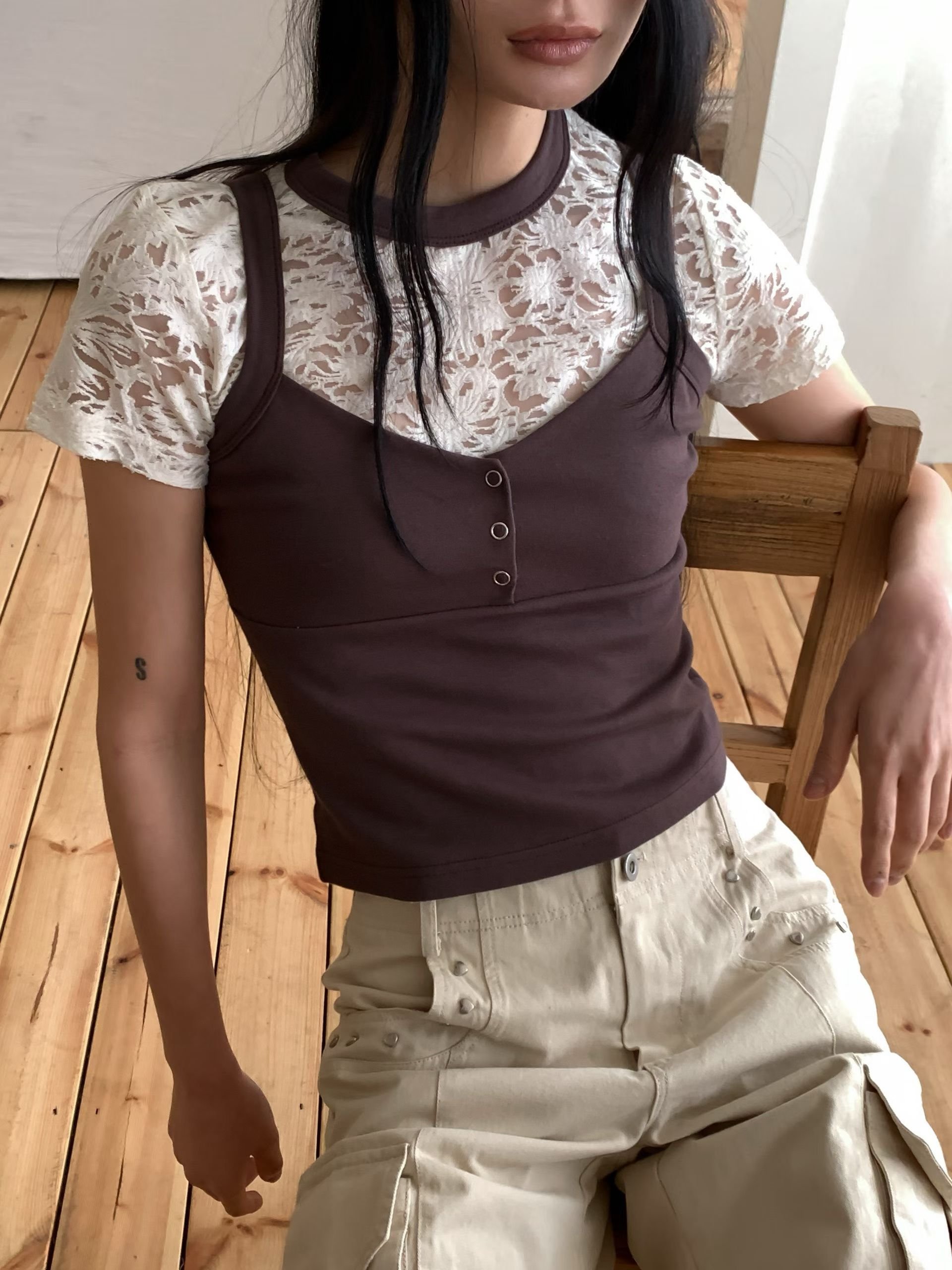 假兩件蕾絲背心上衣