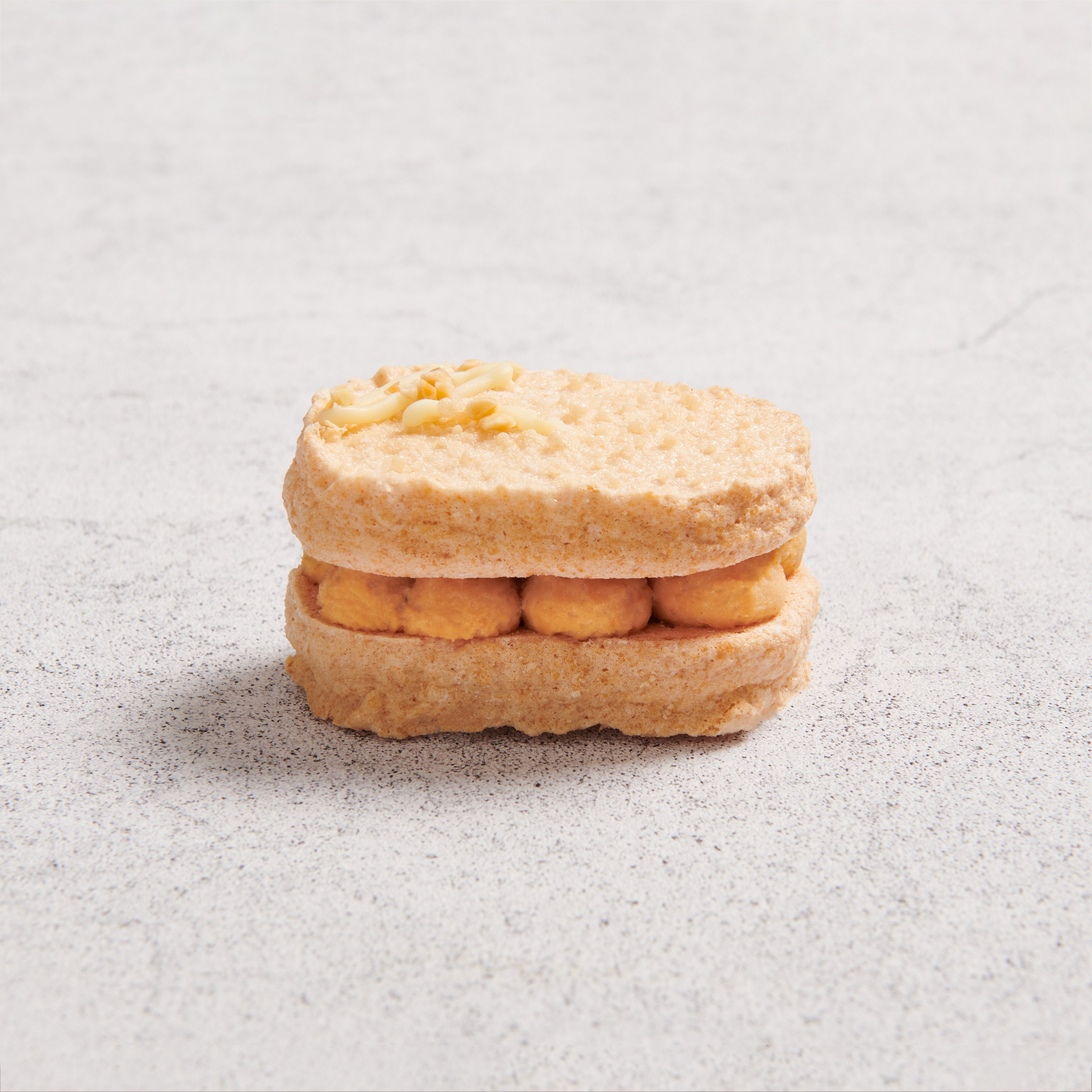 花生乳酪麻吉達克瓦茲 Mochi with peanut cream cheese dacquoise