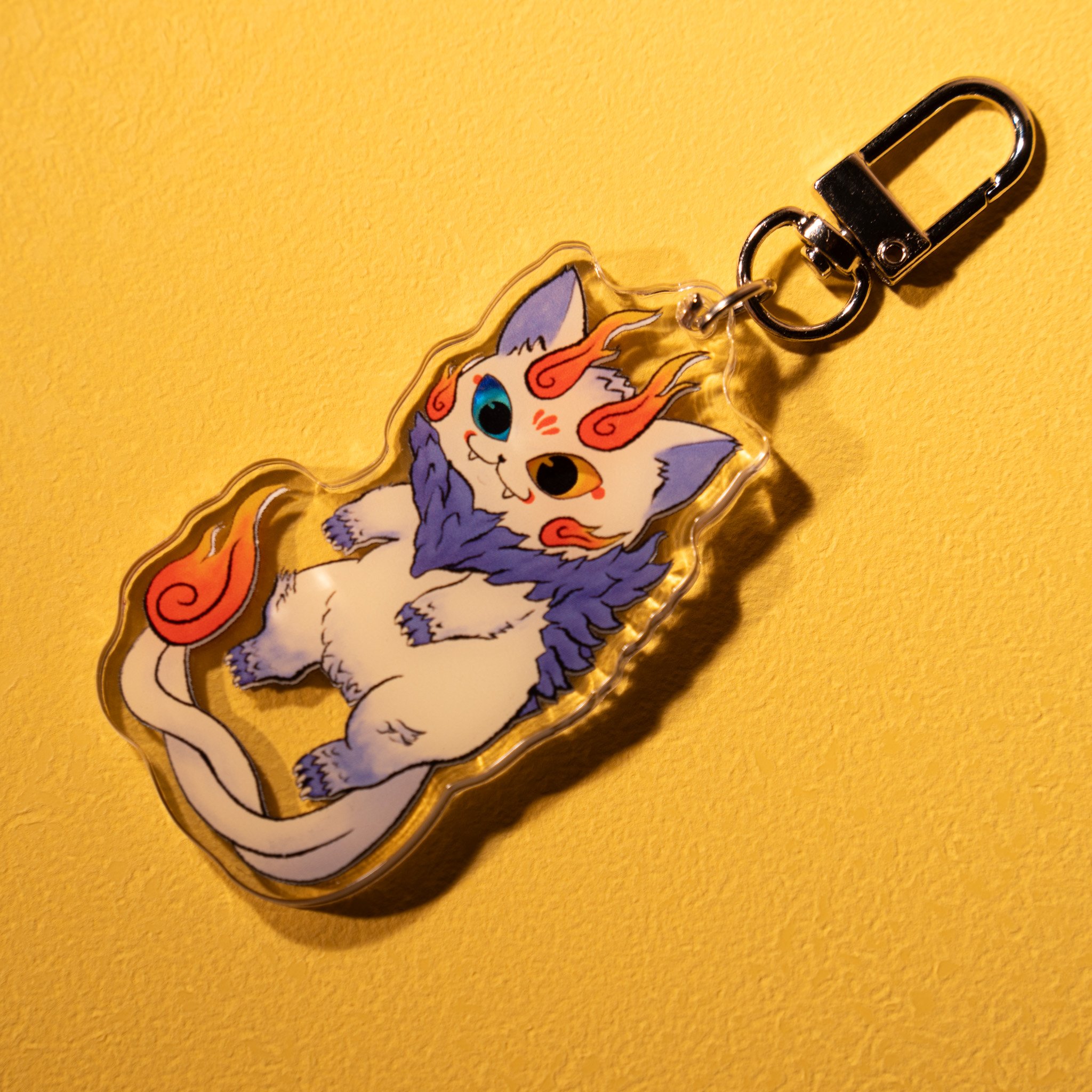 犼太郎看著你 壓克力吊飾 白