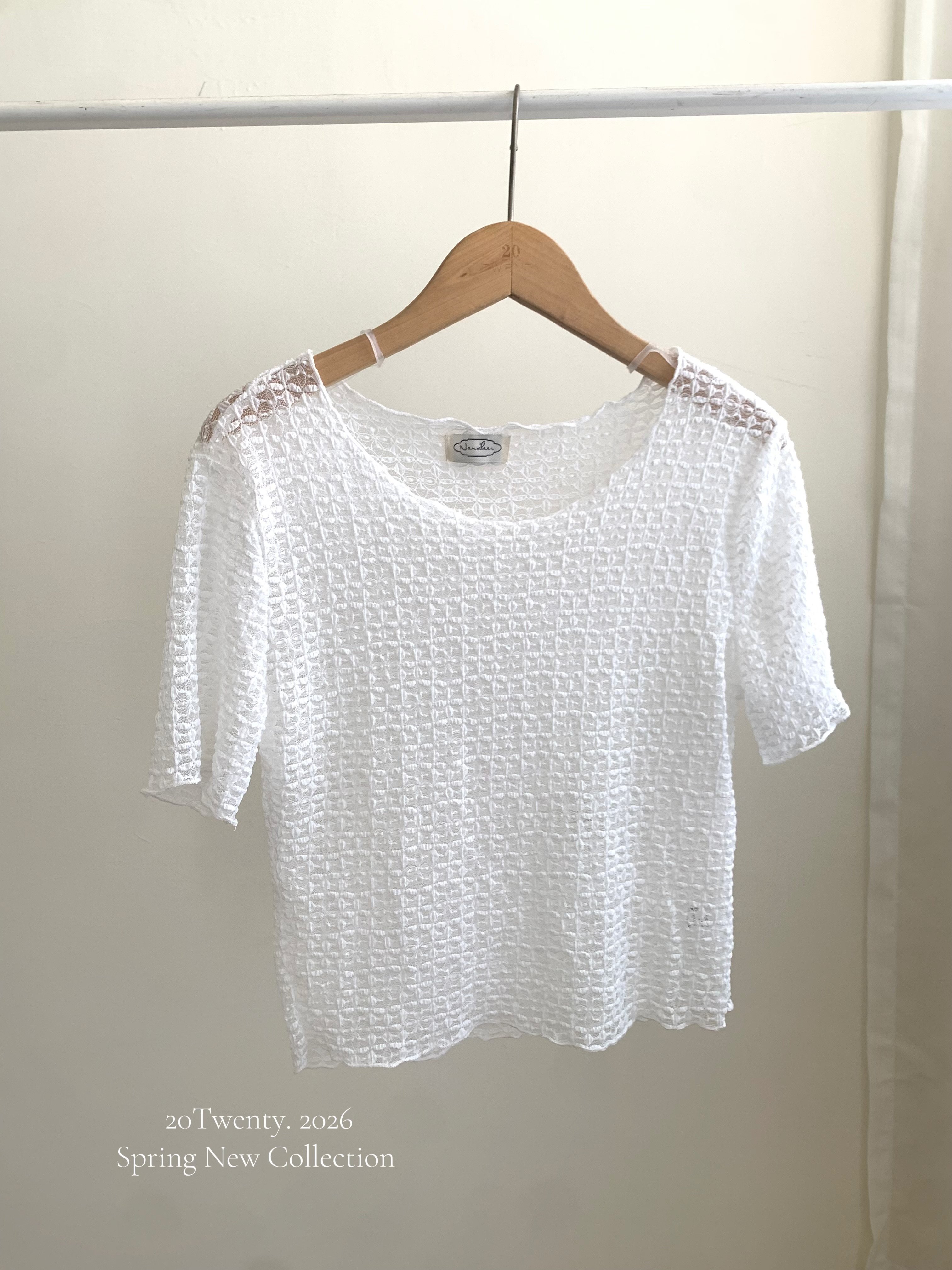 透膚內搭上衣（1colors)