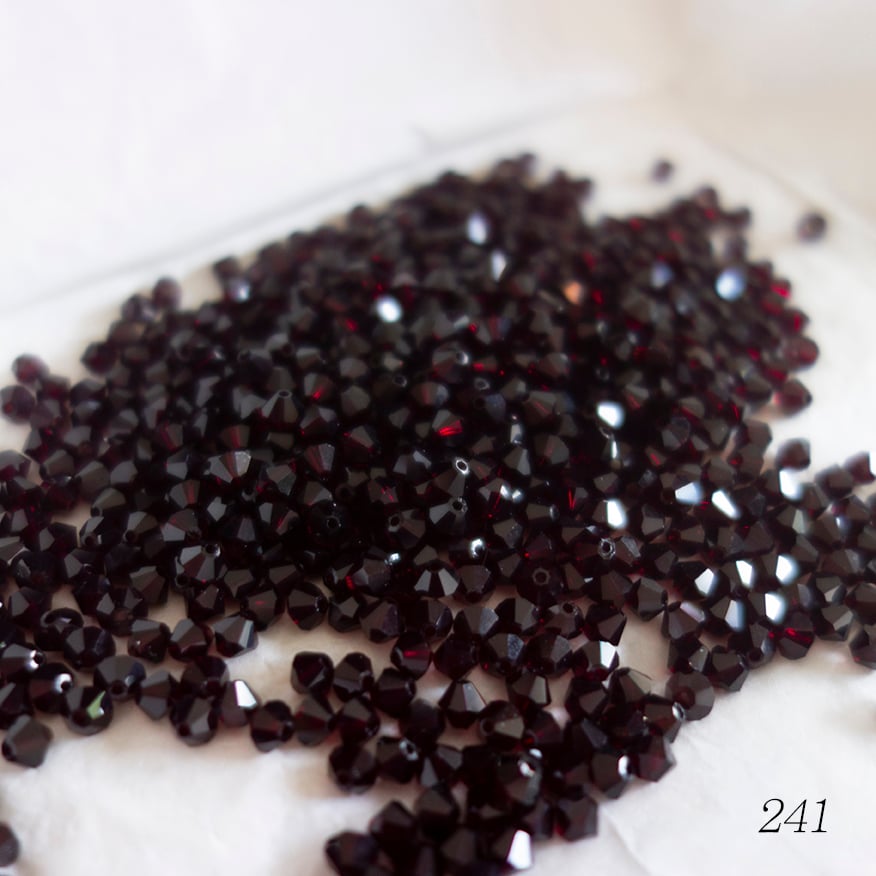 SWAROVSKI 5301 4MM 菱形10-顆