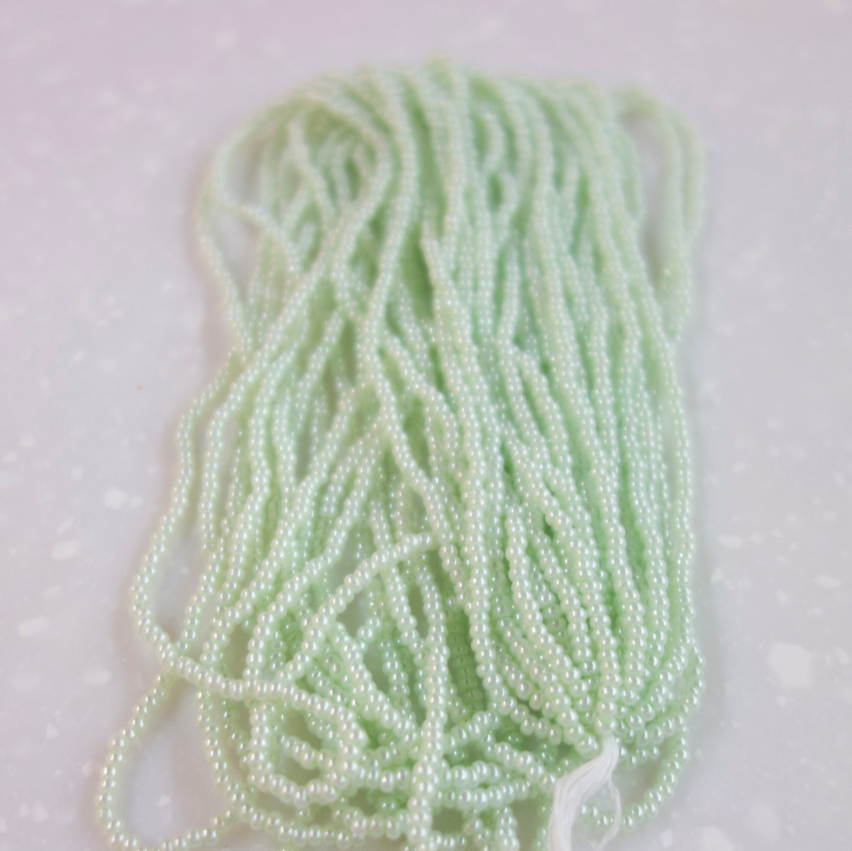 2mm-ROUND BEADS 10°