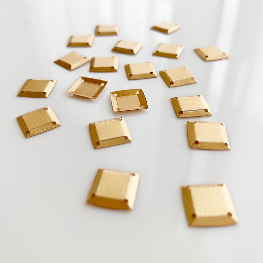 FANTASY SEQUIN-20P