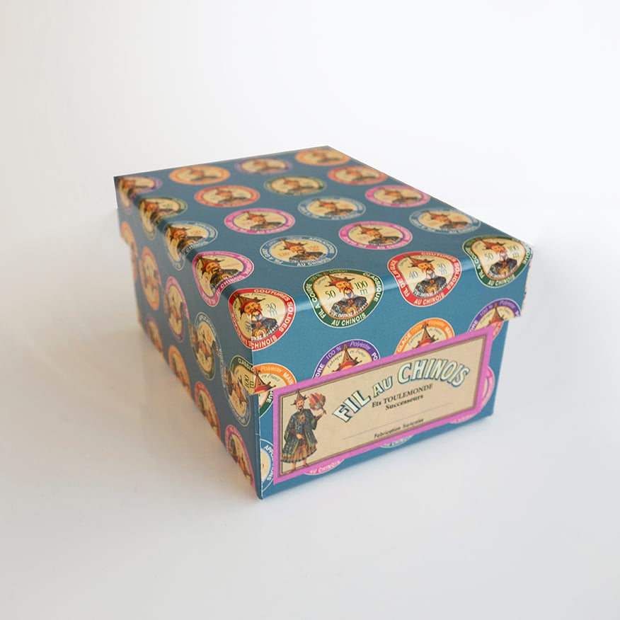 現貨-STORAGE BOX SPOOLS POLYVALENT THREAD