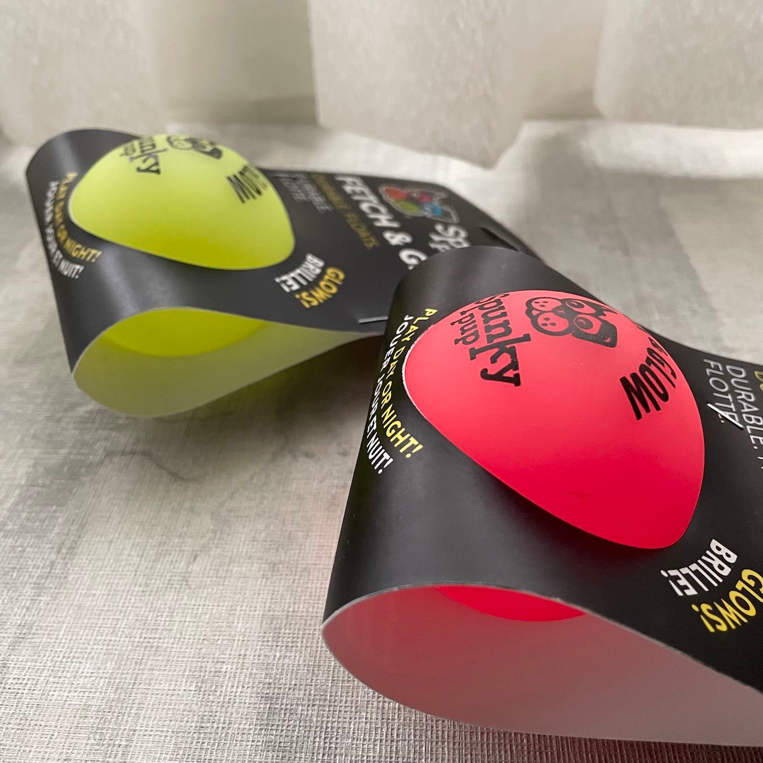 Spunky Pup Fetch & Glow Ball 螢光球（拾回、拋接、浮水）